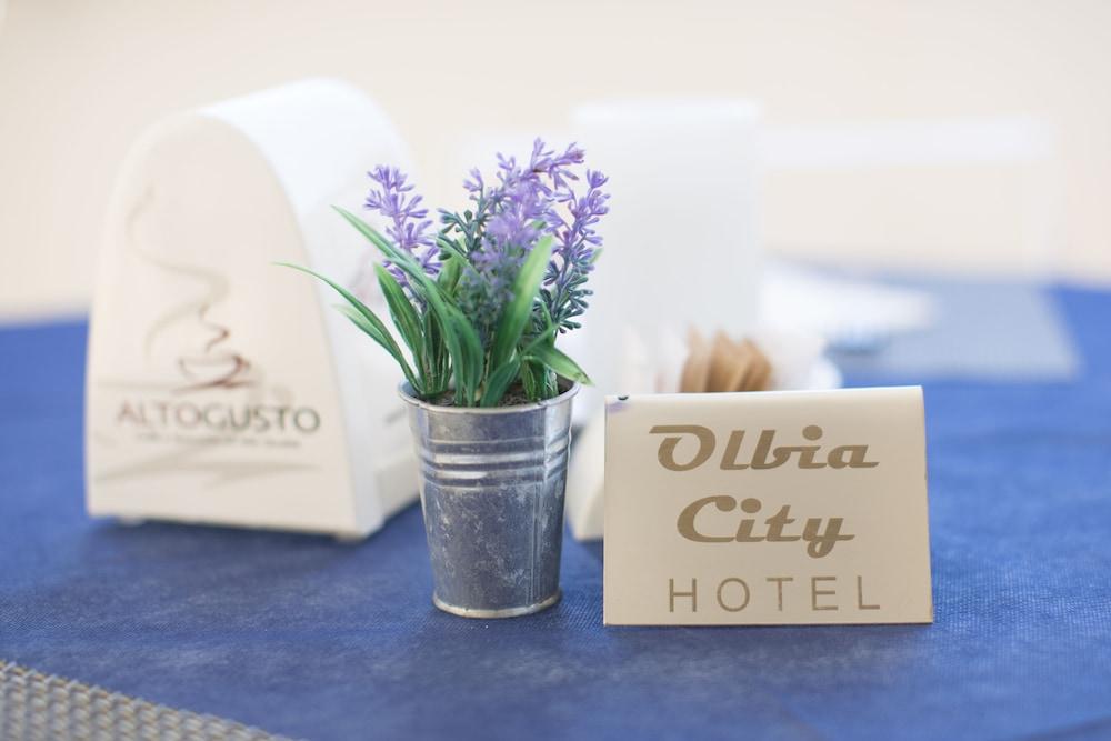 Olbia City Hotel Екстер'єр фото