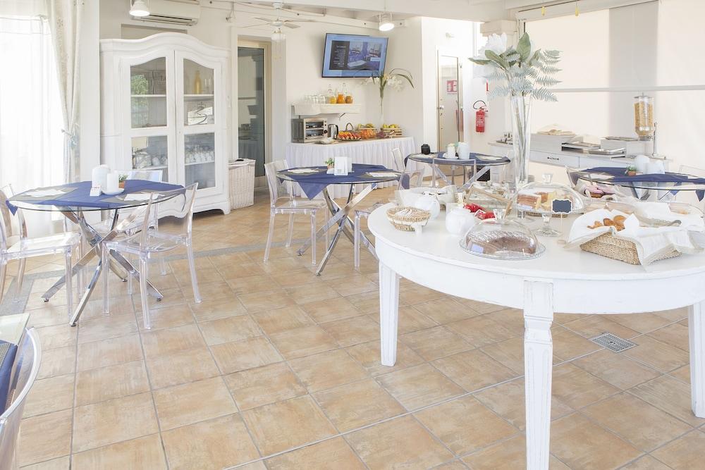 Olbia City Hotel Екстер'єр фото